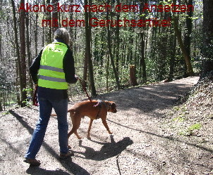 Akono auf dem Trail Akono auf dem Trail